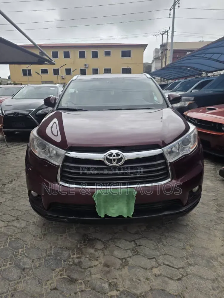 Toyota Highlander 2014 Red