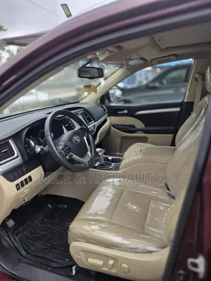 Toyota Highlander 2014 Red