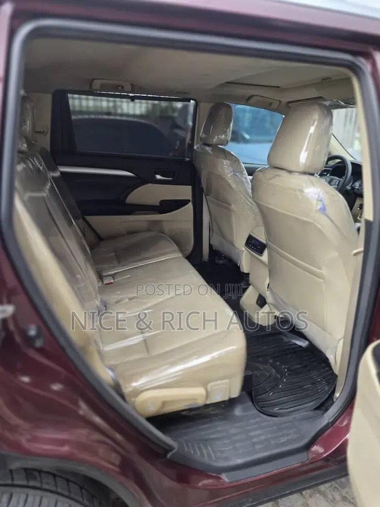 Toyota Highlander 2014 Red