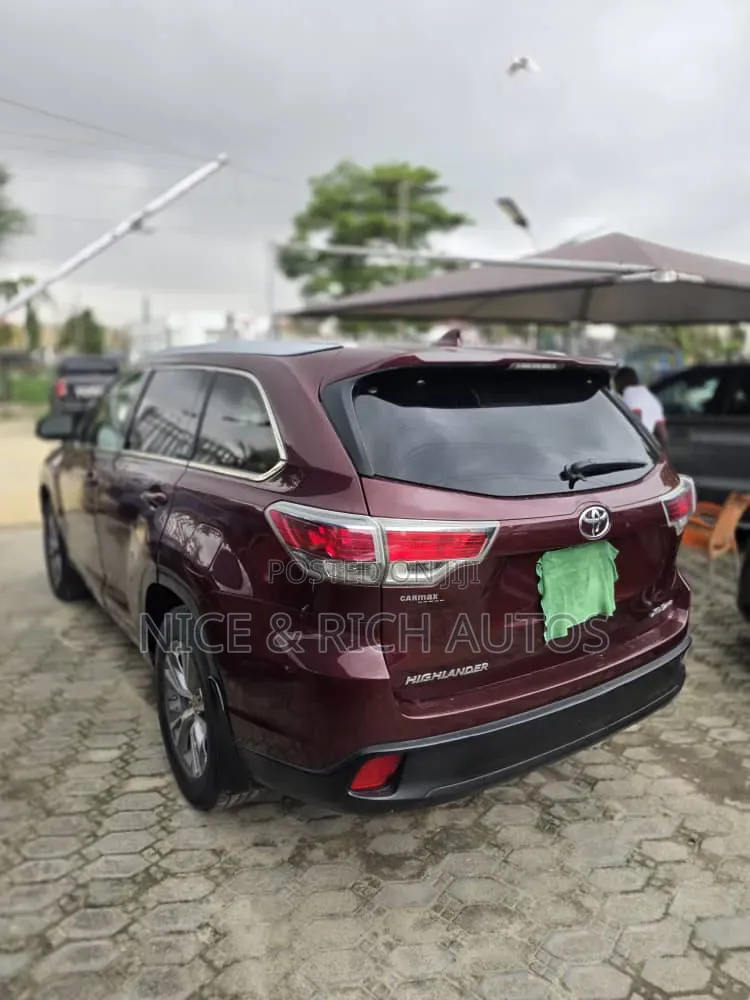 Toyota Highlander 2014 Red