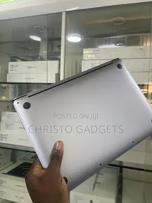 Laptop Apple MacBook Pro 2020 8GB Apple M1 Pro SSD 256GB