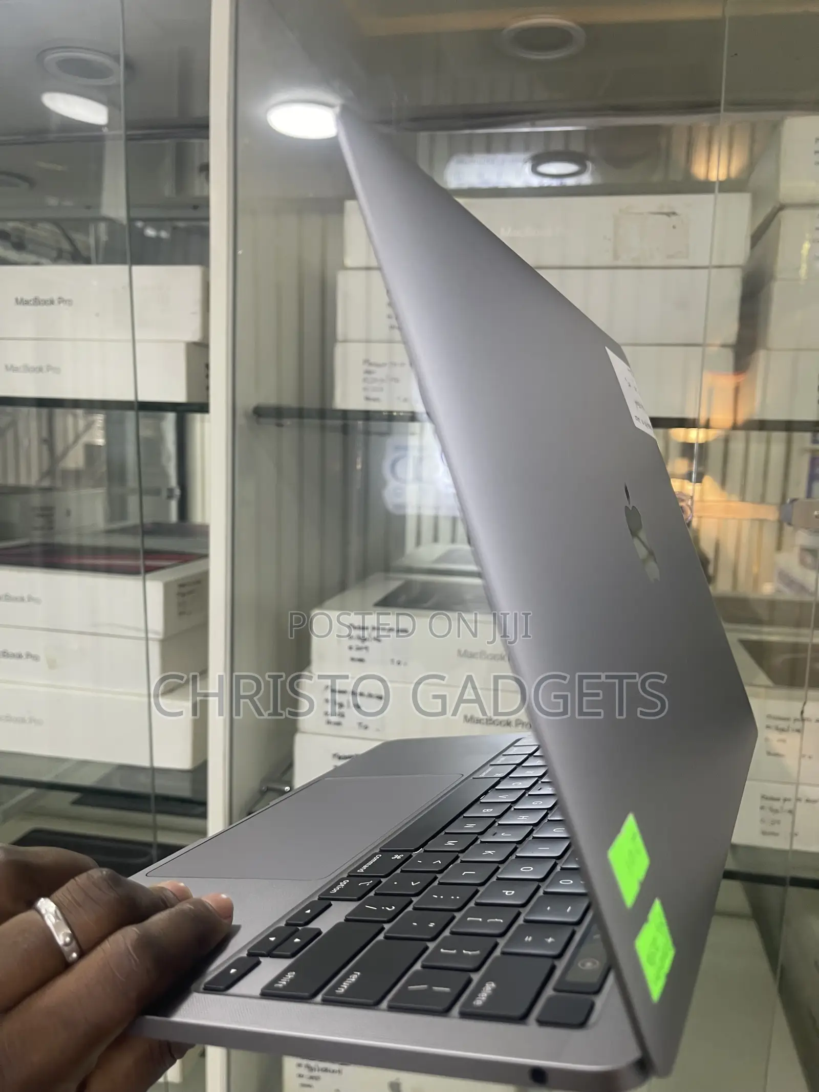 Laptop Apple MacBook Pro 2020 8GB Apple M1 Pro SSD 256GB
