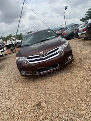 Toyota Venza LE AWD V6 2013 Brown