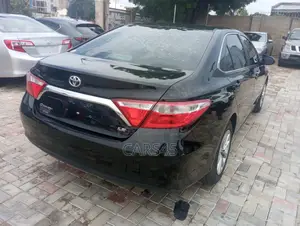 Toyota Camry 2016 Black