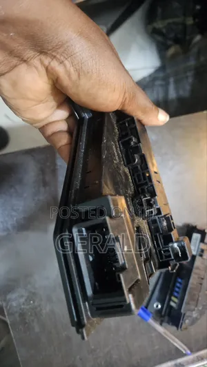 Fuse Box Pannel Venza 2013-2020