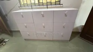 9 Drawer Vanity