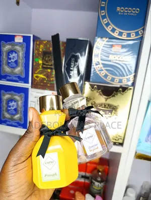 Via Pinky Reed Diffusers