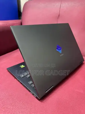 Laptop HP Omen 15t 16GB AMD Ryzen 7 SSD 512GB
