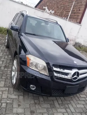 Mercedes-Benz GLK-Class 2011 Black