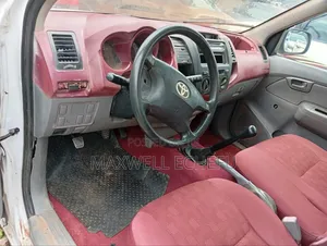 Toyota Hilux 2014 White