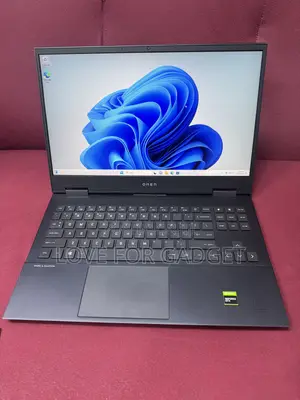 Laptop HP Omen 15t 16GB AMD Ryzen 7 SSD 512GB