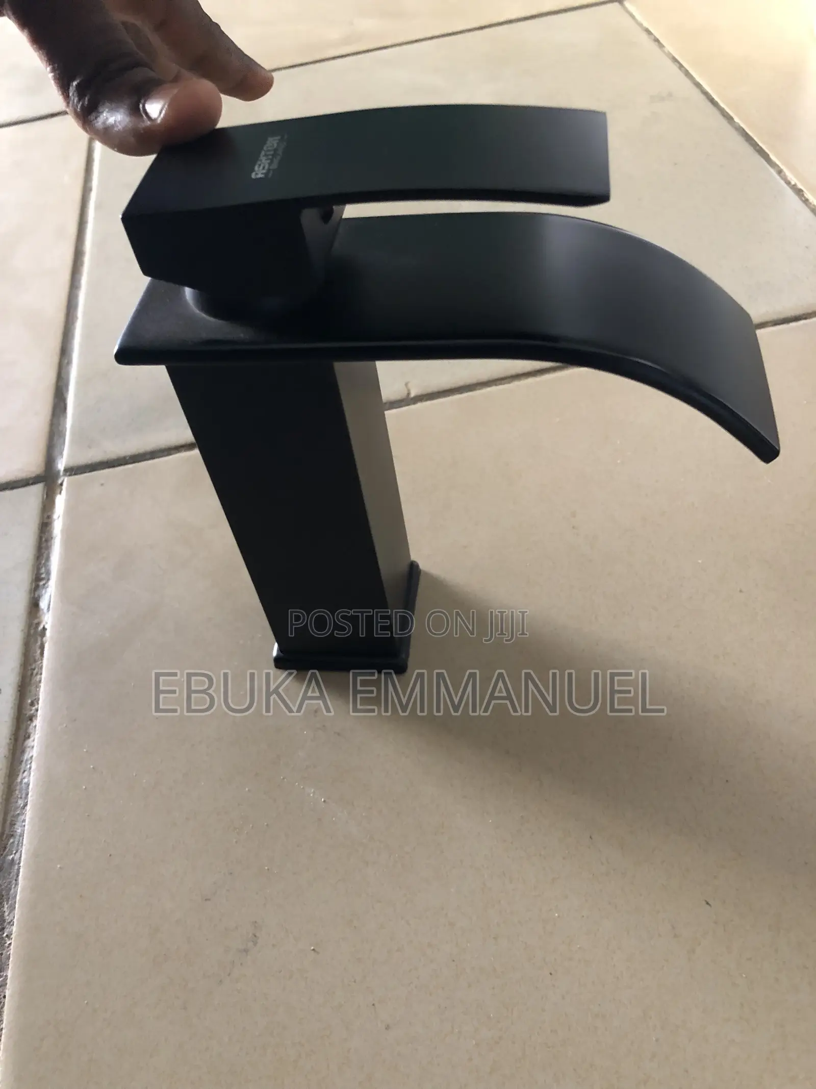 Square Basin Mixer