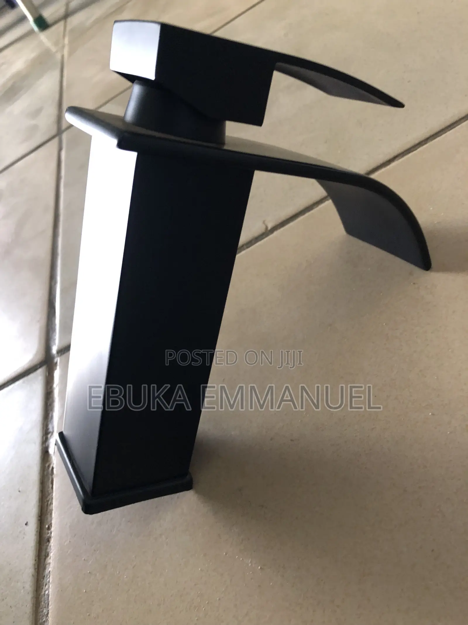 Square Basin Mixer
