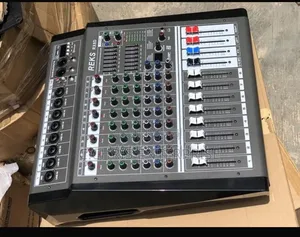 Powered Mixer 8 Channels