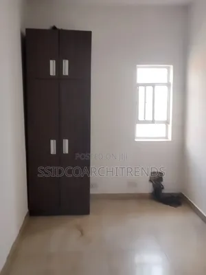4bdrm Duplex in Call To Access, Ologolo for rent