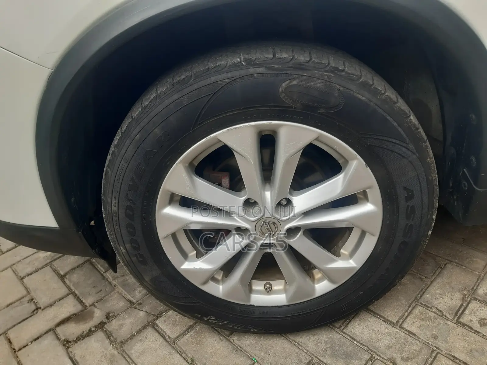 Nissan Rogue 2016 White