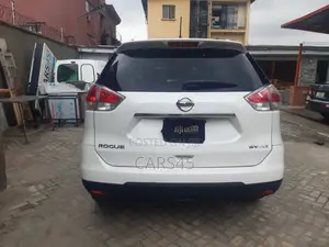 Nissan Rogue 2016 White