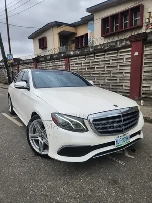 Mercedes-Benz E300 2019 White