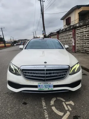 Mercedes-Benz E300 2019 White