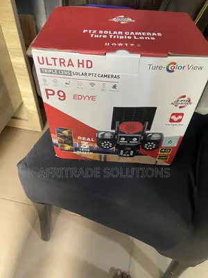 Ultra HD Triple View Solar Security Camera