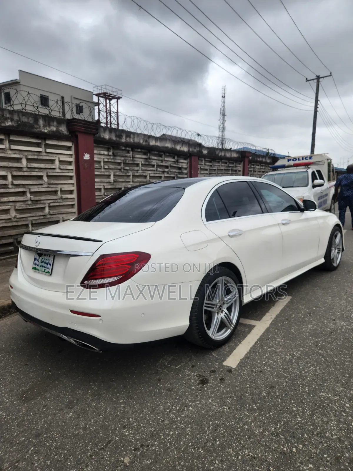 Mercedes-Benz E300 2019 White