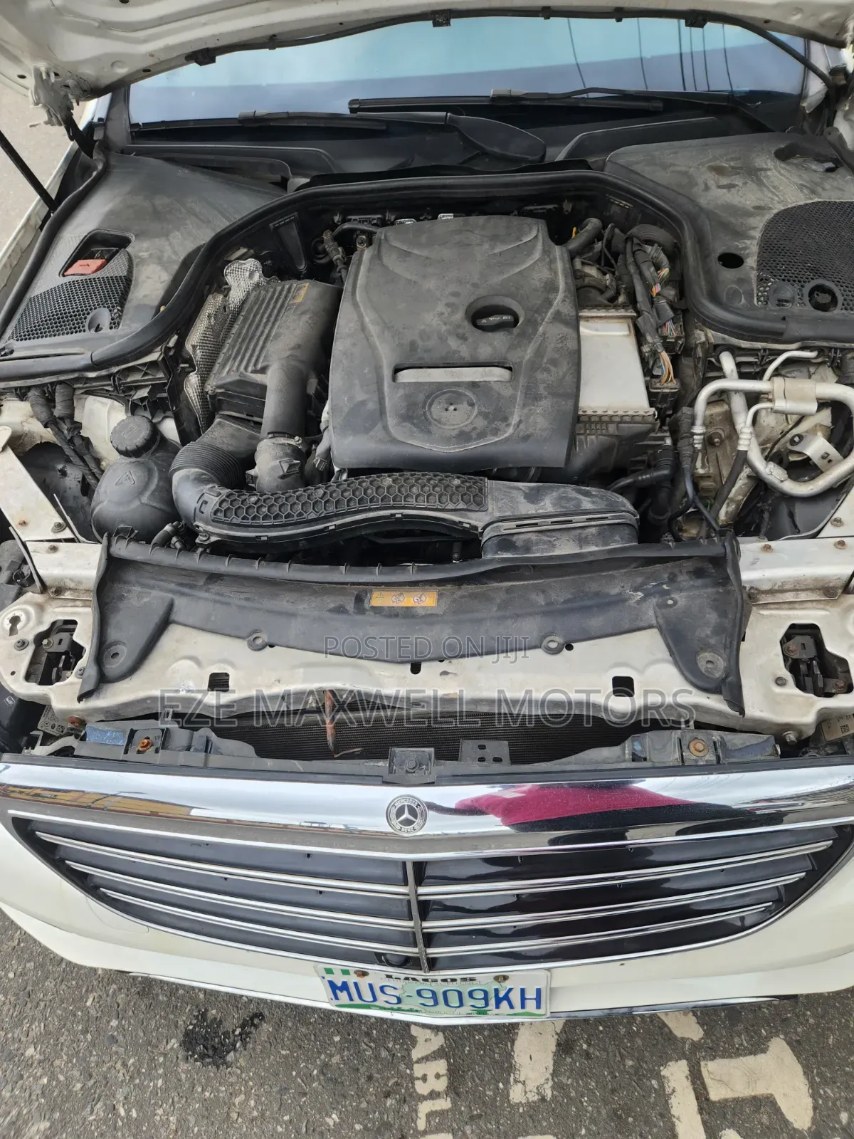 Mercedes-Benz E300 2019 White