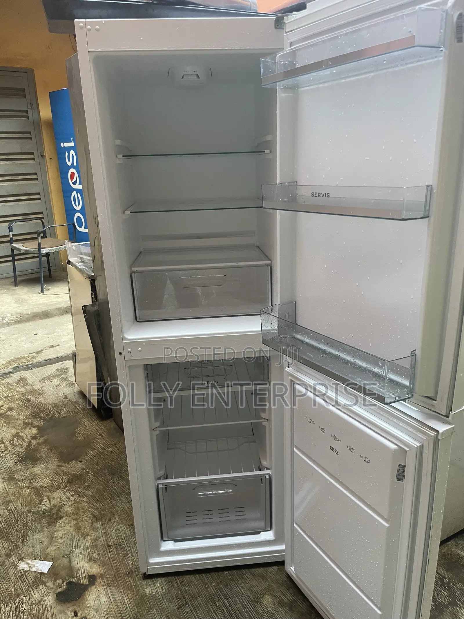 Servis Freestanding Double-Door Combi Fridge/Freezer