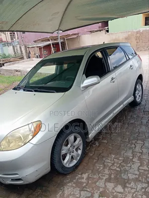 Toyota Matrix 2003 Silver