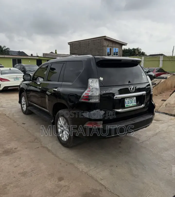 Lexus GX 460 Base 2018 Black