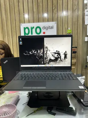 Laptop Dell Precision 15 7550 16GB Intel Core i7 SSD 512GB