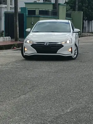 Hyundai Elantra SE 2019 White