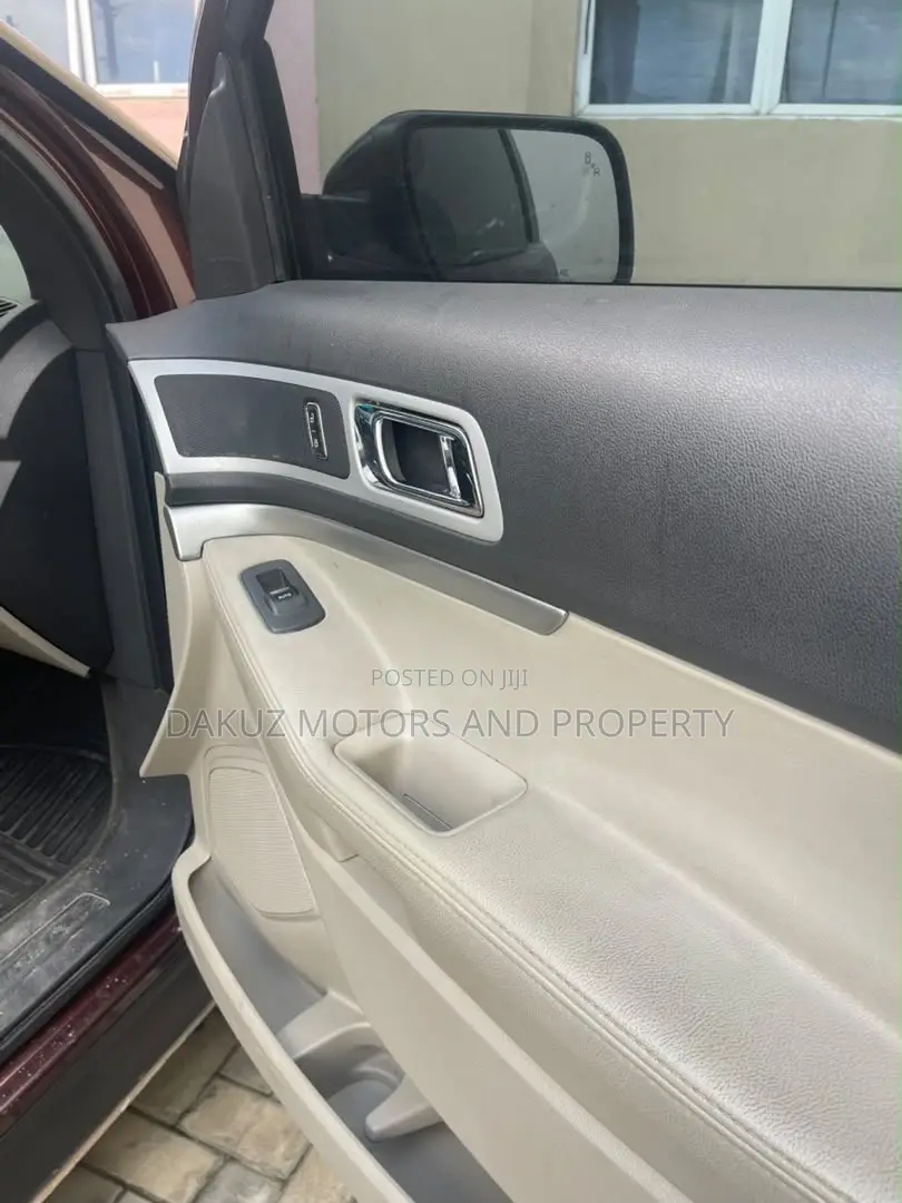 Ford Explorer 2012 Burgundy