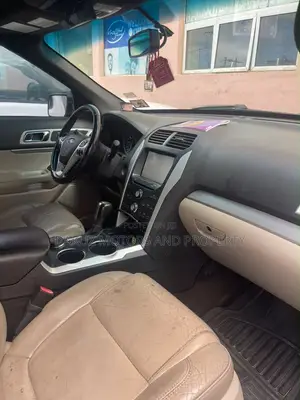 Ford Explorer 2012 Burgundy