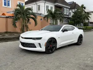 Chevrolet Camaro 2018 White