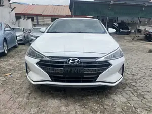 Hyundai Elantra SE 2019 White