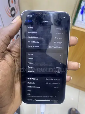 Apple iPhone XR 128 GB White