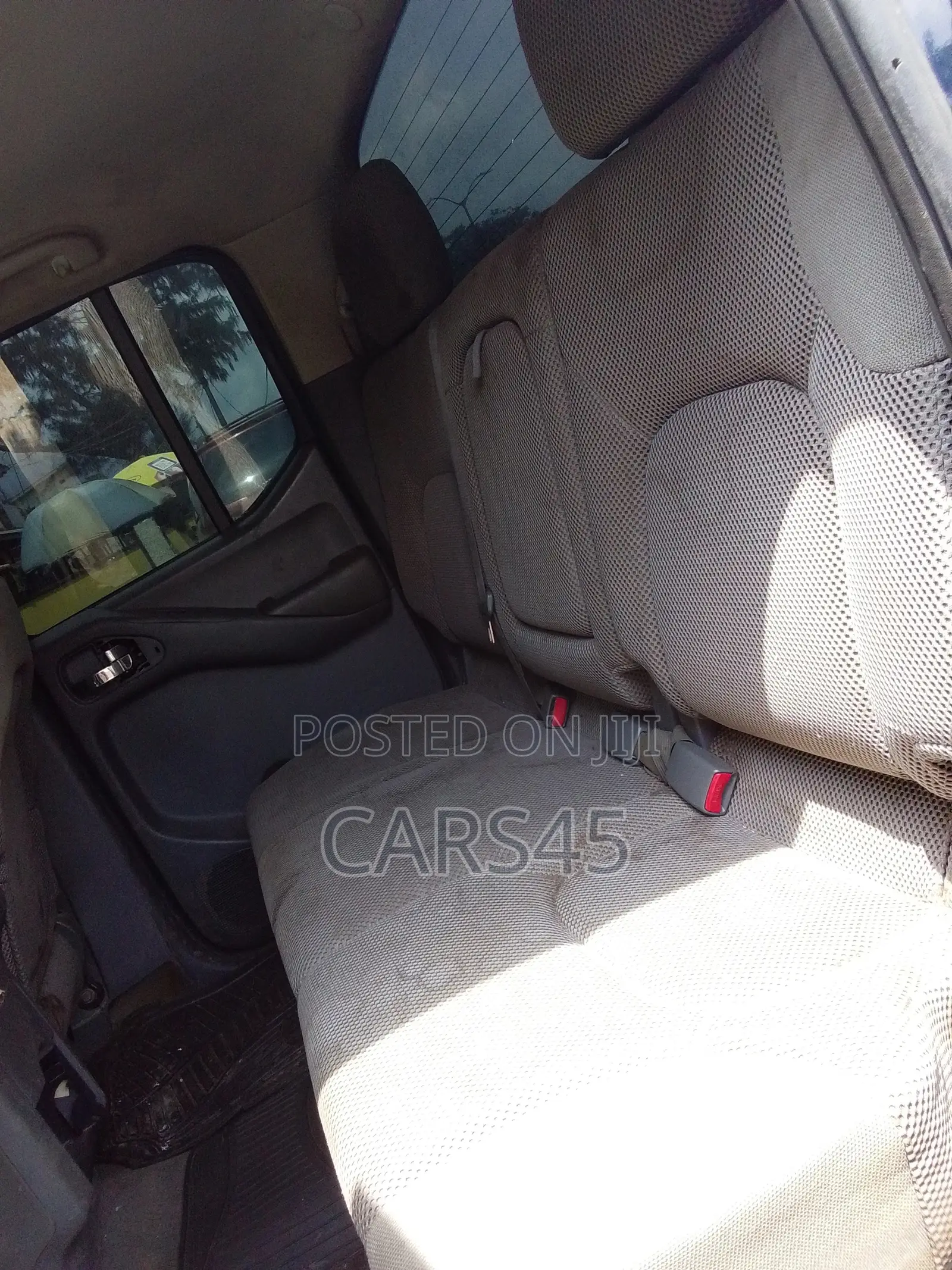 Nissan Frontier 2006 Blue