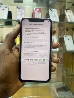 Apple iPhone 11 64 GB White