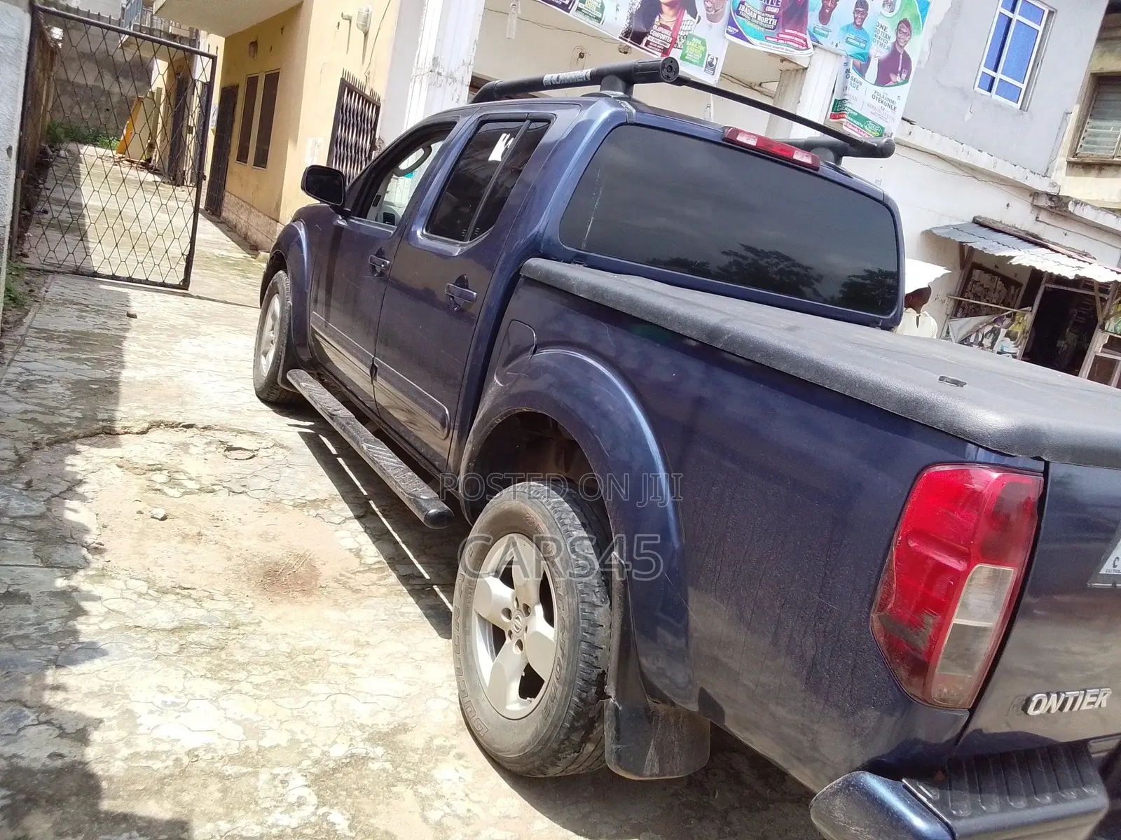 Nissan Frontier 2006 Blue