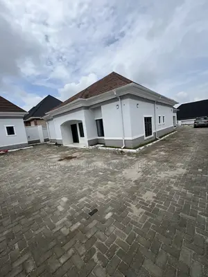 3bdrm Bungalow in Efab, Gwarinpa for rent