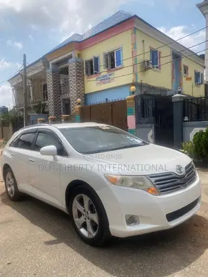 Toyota Venza 2011 White