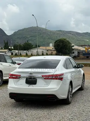 Toyota Avalon 2015 White