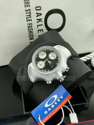 Quality Luxury Oakley Chronograph-Style Watch With Black Rubber Strap