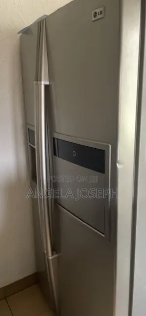 LG Side - By - Side Refrigerator/ Freezer - Foreign Used