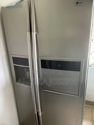 LG Side - By - Side Refrigerator/ Freezer - Foreign Used