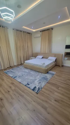 Lovely 3 Bedroom Duplex Available