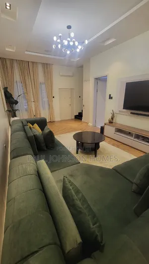 Lovely 3 Bedroom Duplex Available