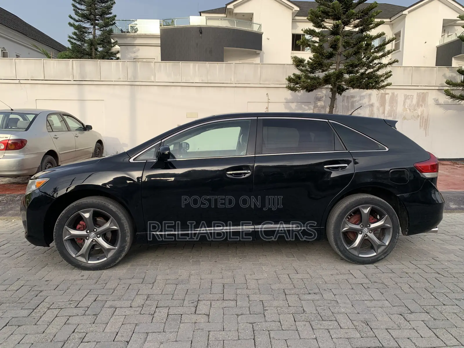 Toyota Venza 2011 Black