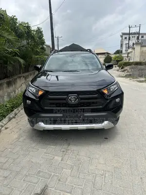Toyota RAV4 Adventure 2019 Black