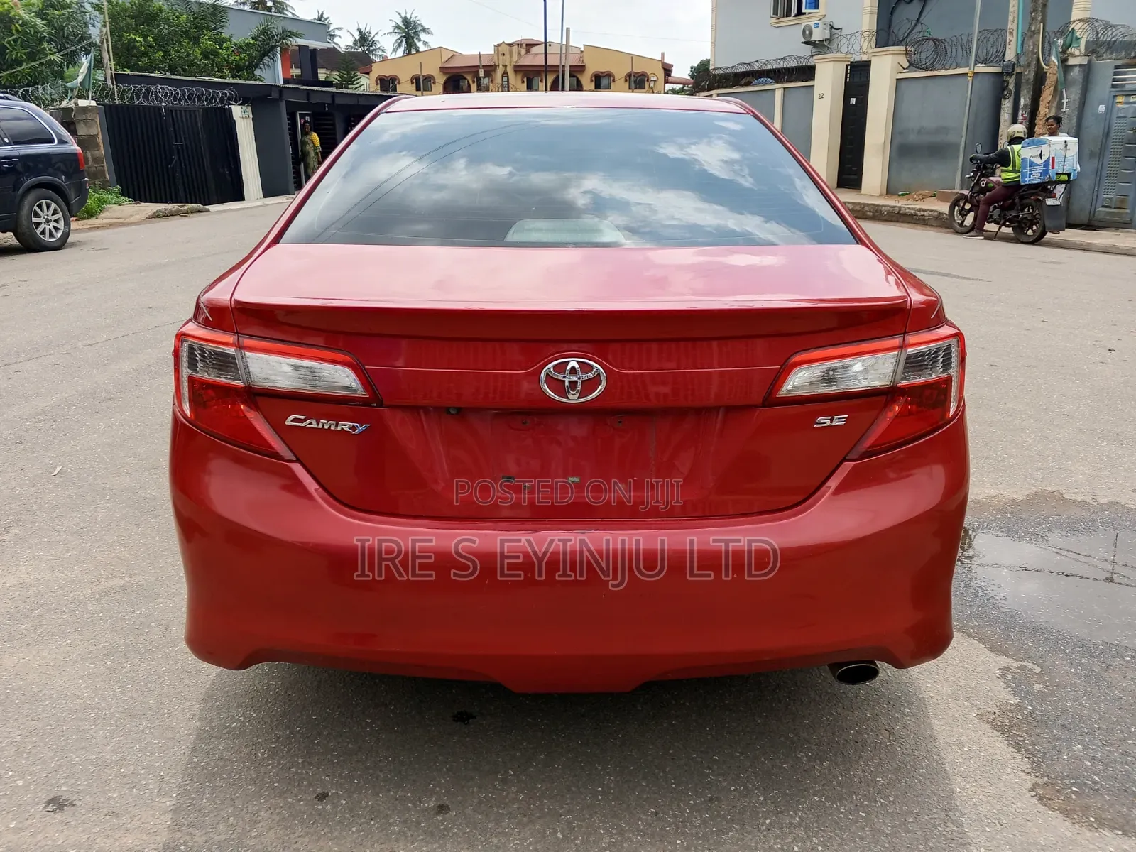 Toyota Camry 2013 Orange